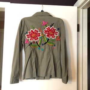 Embroidered shirt